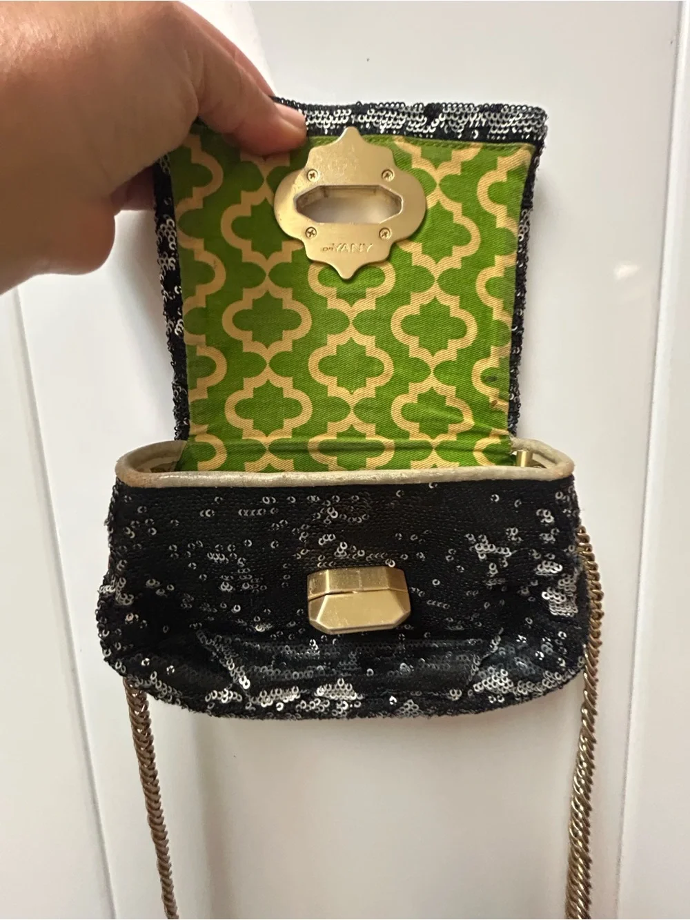 OrYANY Black Sequin Crossbody Bag with Gold Chain Strap
